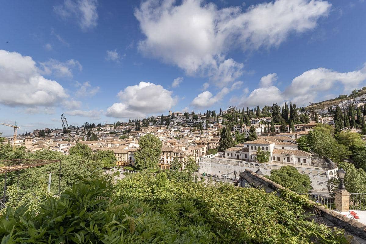 4 quarto Casa em Banda para venda em Granada cidade - 550 000 € (Ref: 9940399)