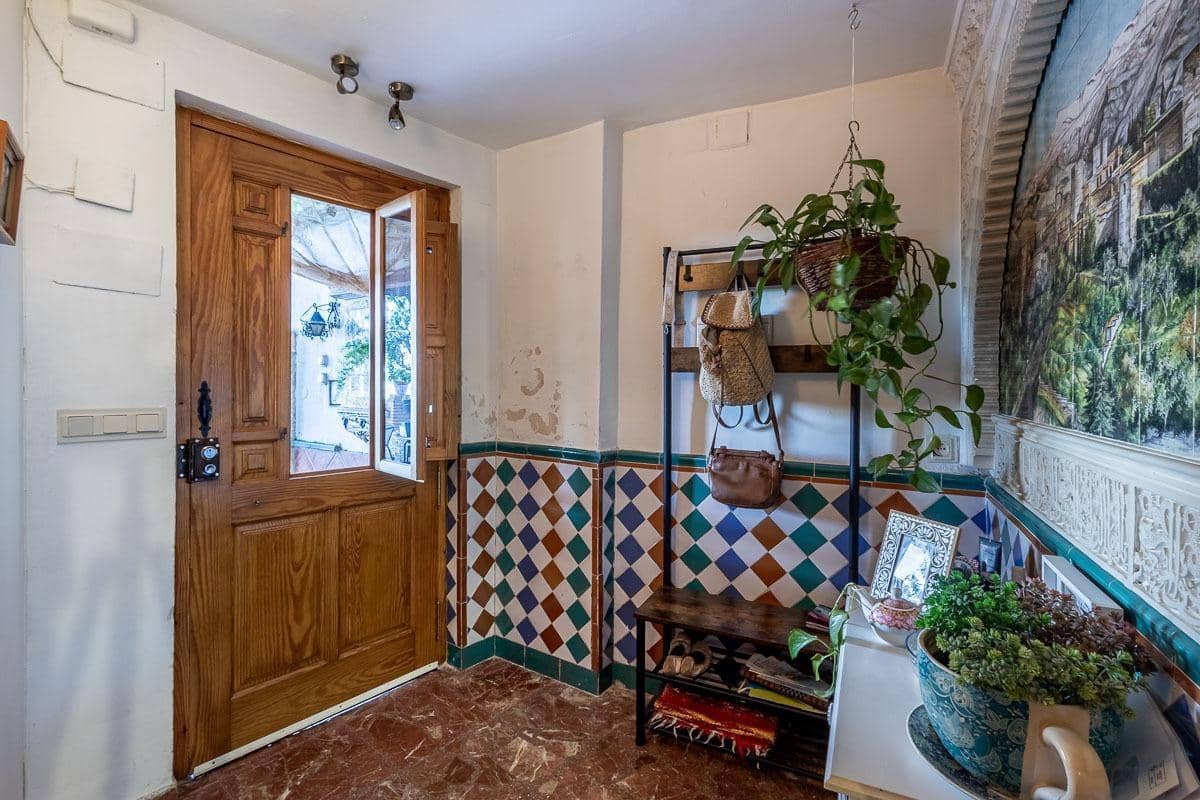 4 quarto Casa em Banda para venda em Granada cidade - 550 000 € (Ref: 9940399)