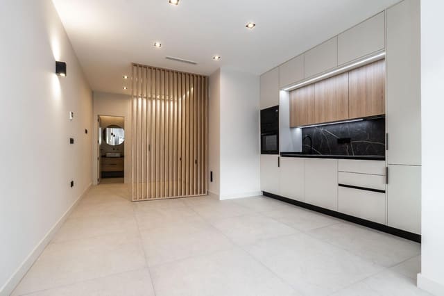 1 sovrum Vind till salu i Granada stad - 149 000 € (Ref: 9945941)