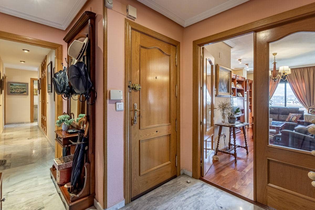5 chambre Appartement à vendre à Grenade ville avec piscine garage - 495 000 € (Ref: 9945942)