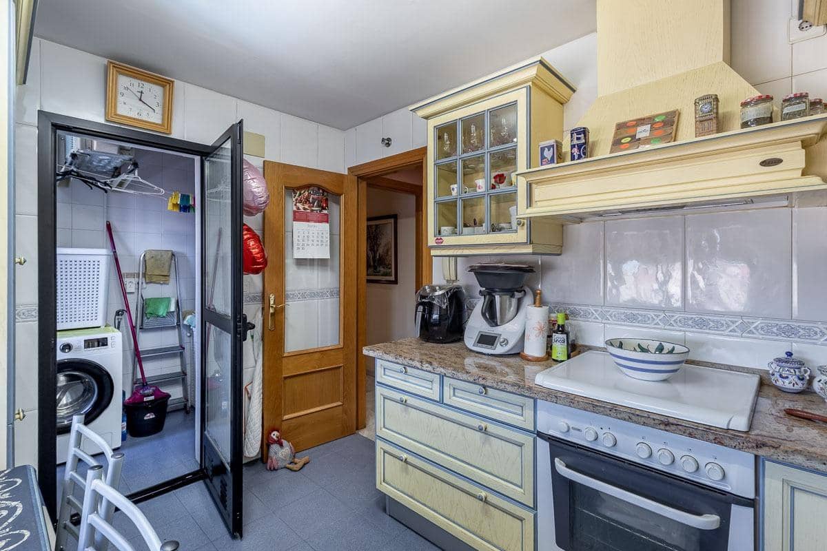 5 chambre Appartement à vendre à Grenade ville avec piscine garage - 495 000 € (Ref: 9945942)