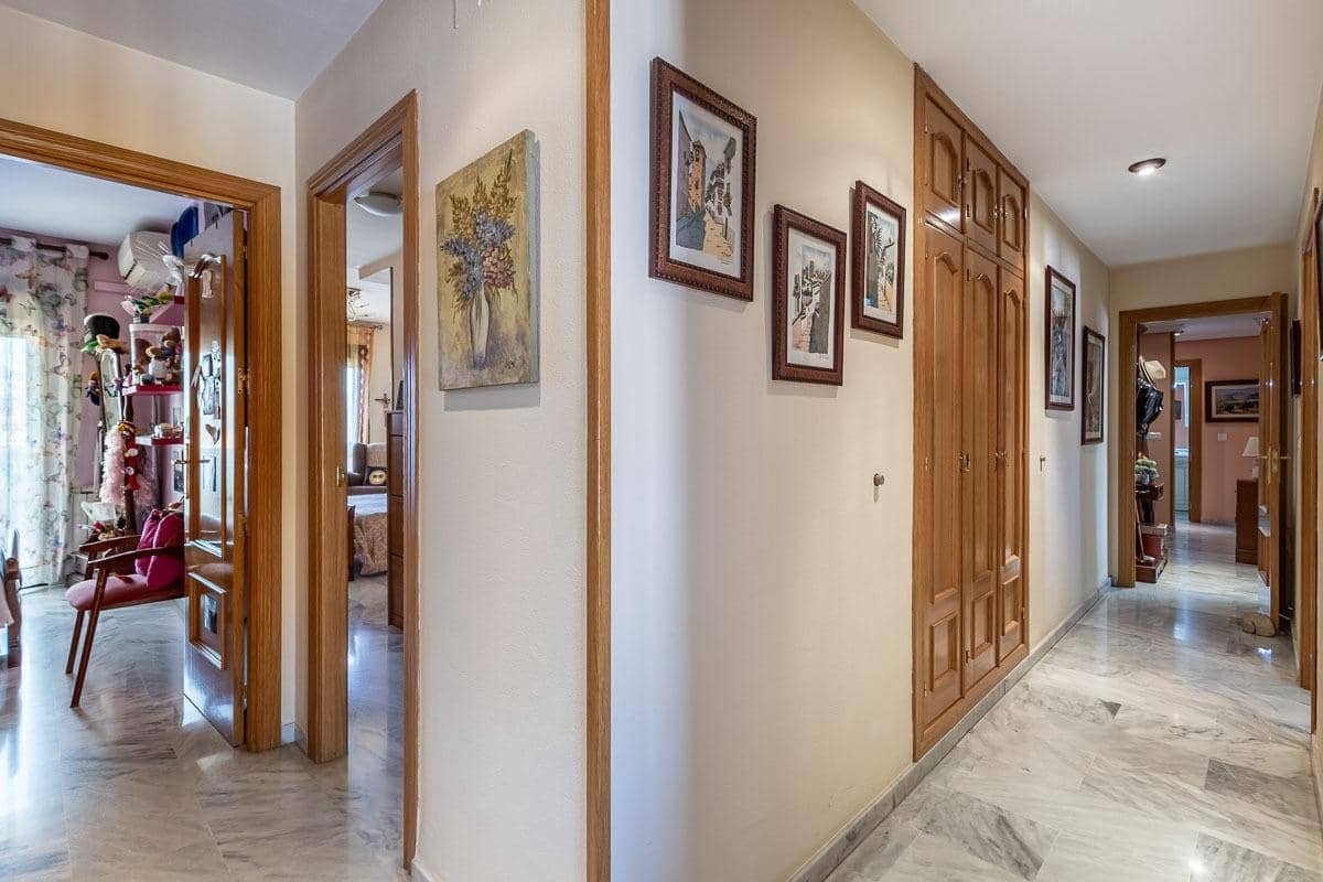 5 chambre Appartement à vendre à Grenade ville avec piscine garage - 495 000 € (Ref: 9945942)