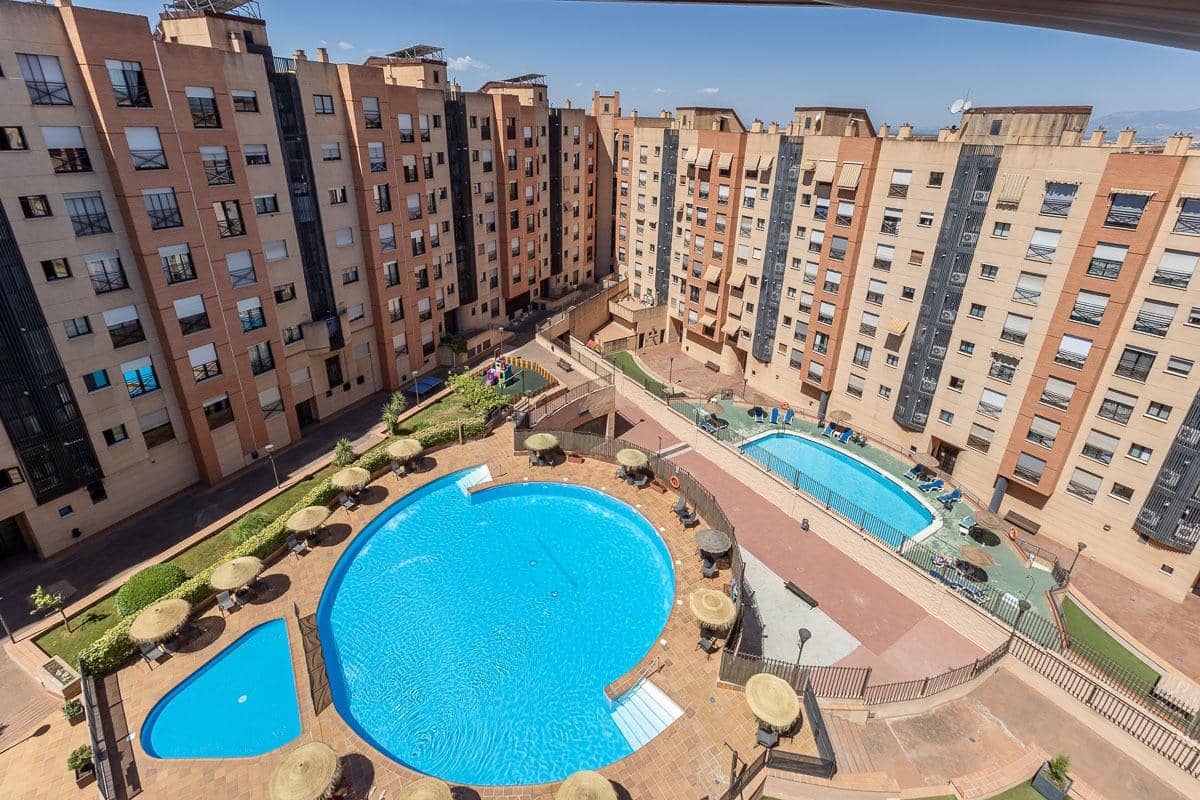 5 chambre Appartement à vendre à Grenade ville avec piscine garage - 495 000 € (Ref: 9945942)