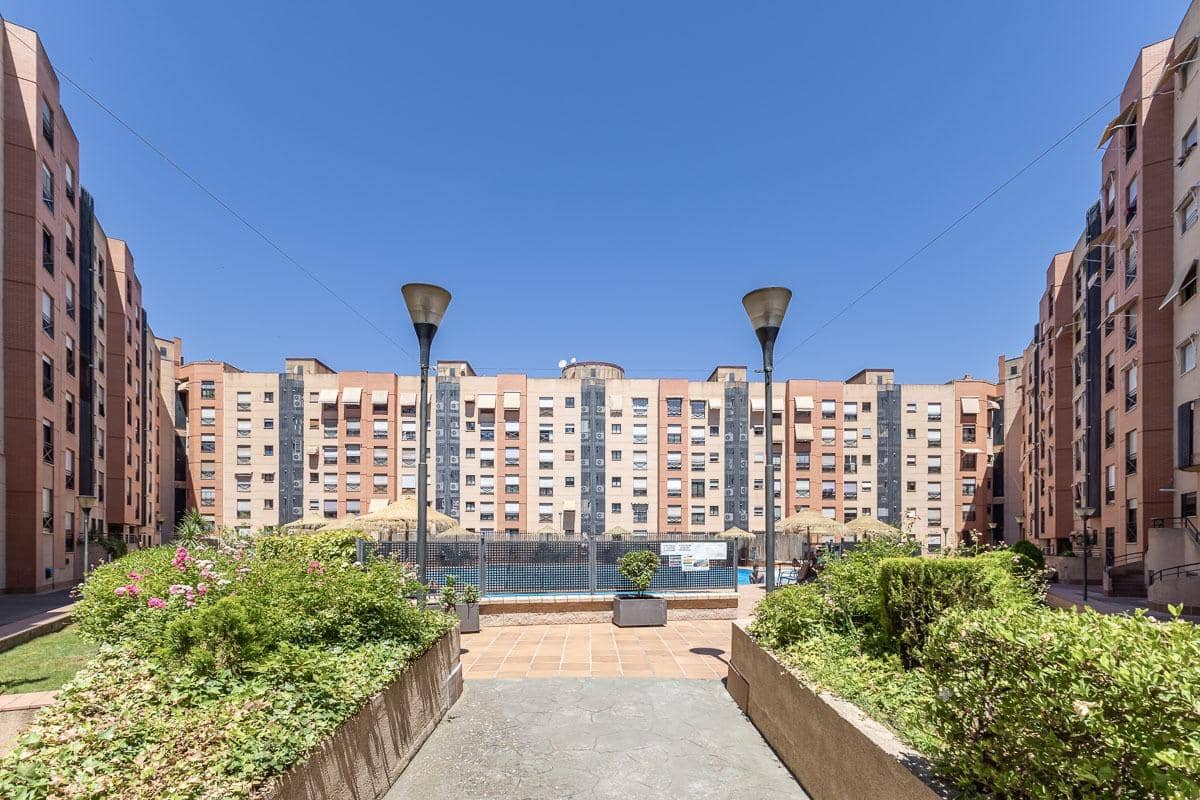 5 chambre Appartement à vendre à Grenade ville avec piscine garage - 495 000 € (Ref: 9945942)