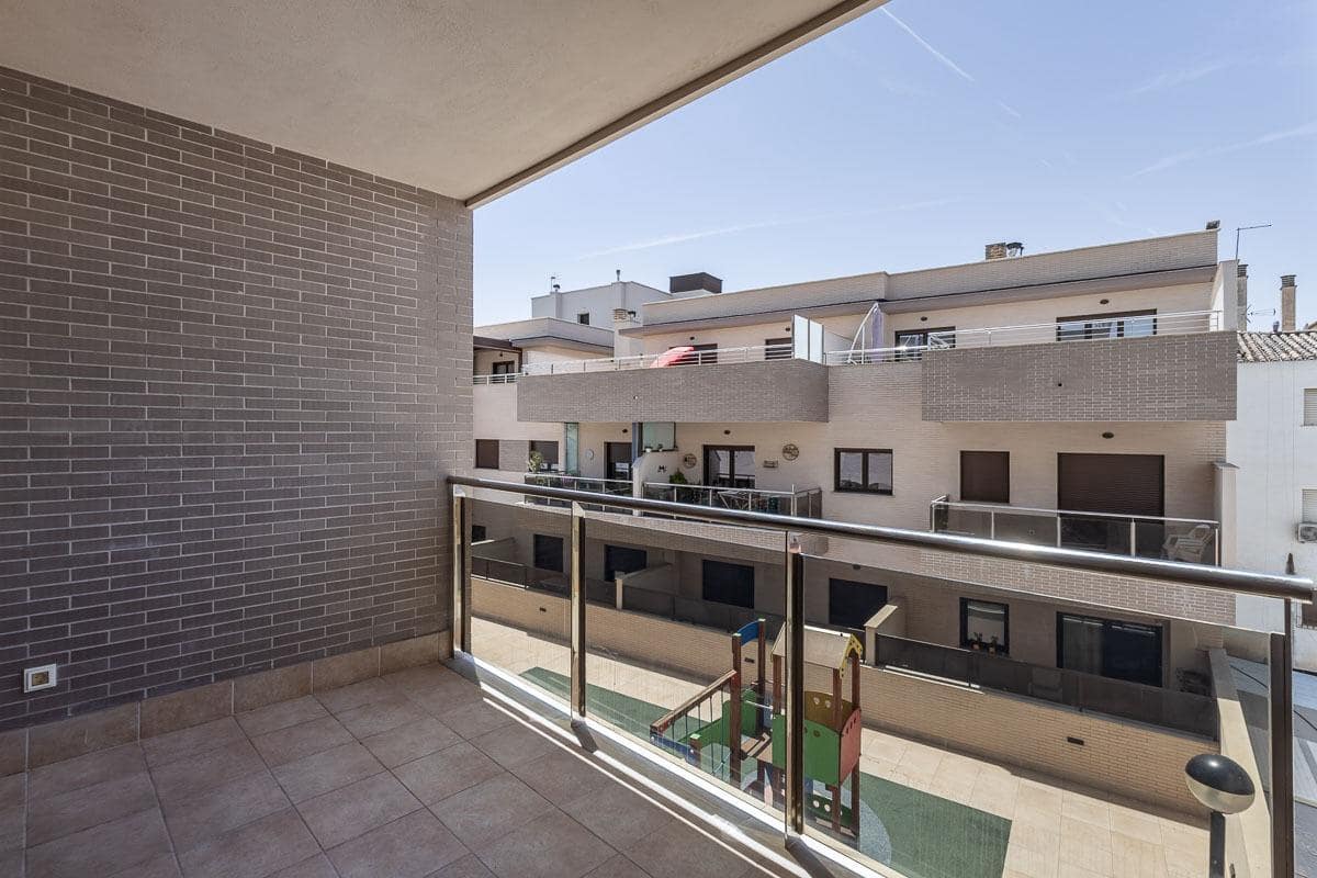1 soveværelse Lejlighed til salg i Albolote med swimmingpool - € 209.900 (Ref: 9945943)
