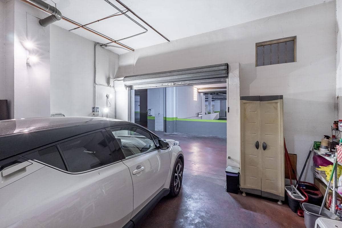 5 sovrum Radhus till salu i Granada stad med garage - 695 000 € (Ref: 9945944)