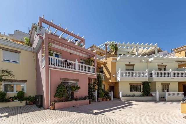 5 sovrum Radhus till salu i Cervantes, Granada stad med garage - 695 000 € (Ref: 9945944)