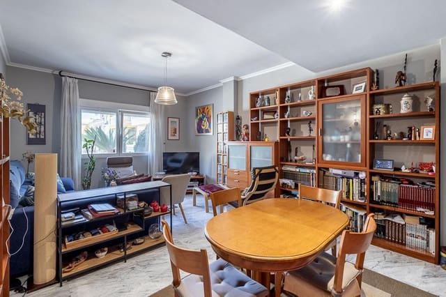 5 sovrum Radhus till salu i Cervantes, Granada stad med garage - 695 000 € (Ref: 9945944)