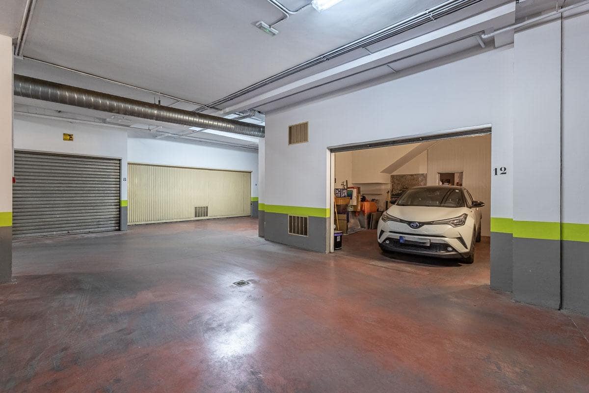 5 sovrum Radhus till salu i Granada stad med garage - 695 000 € (Ref: 9945944)