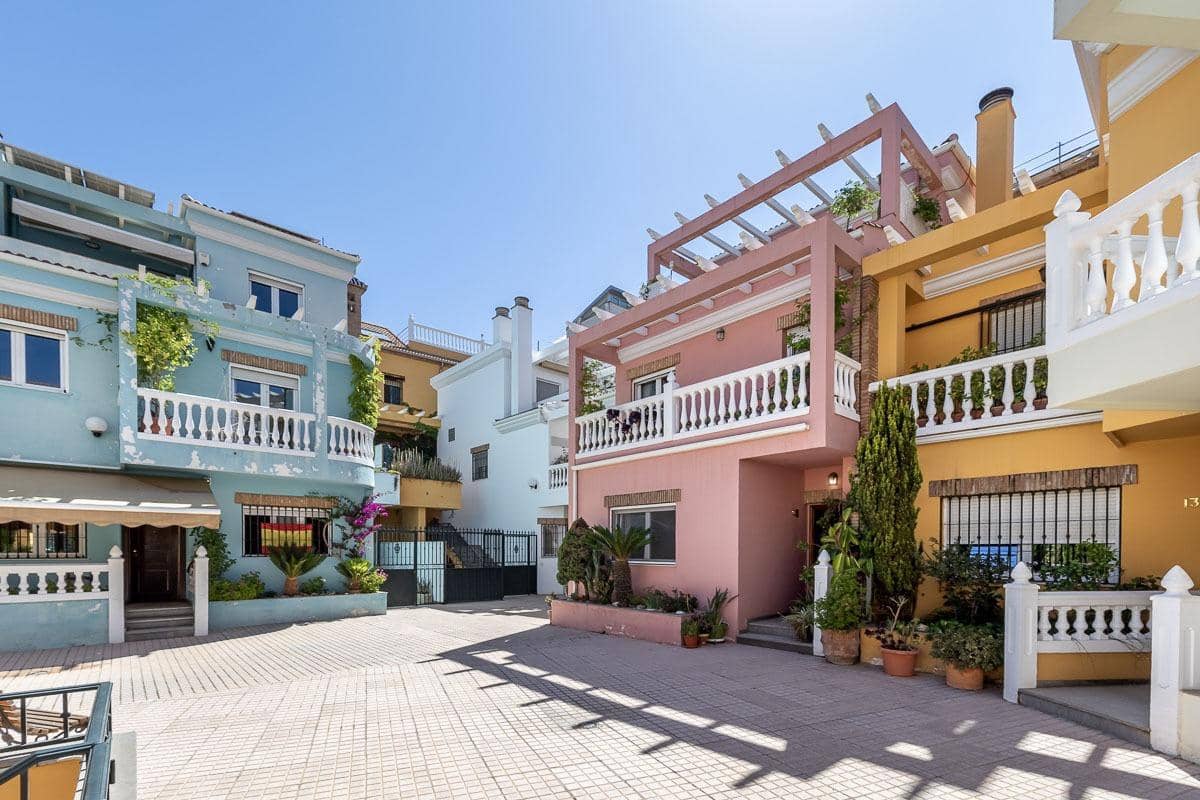 5 sovrum Radhus till salu i Granada stad med garage - 695 000 € (Ref: 9945944)