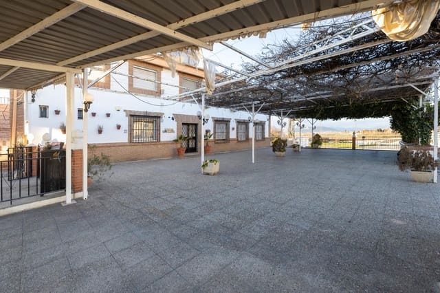 4 quarto Empresa para venda em Granada cidade com garagem - 640 000 € (Ref: 9945945)