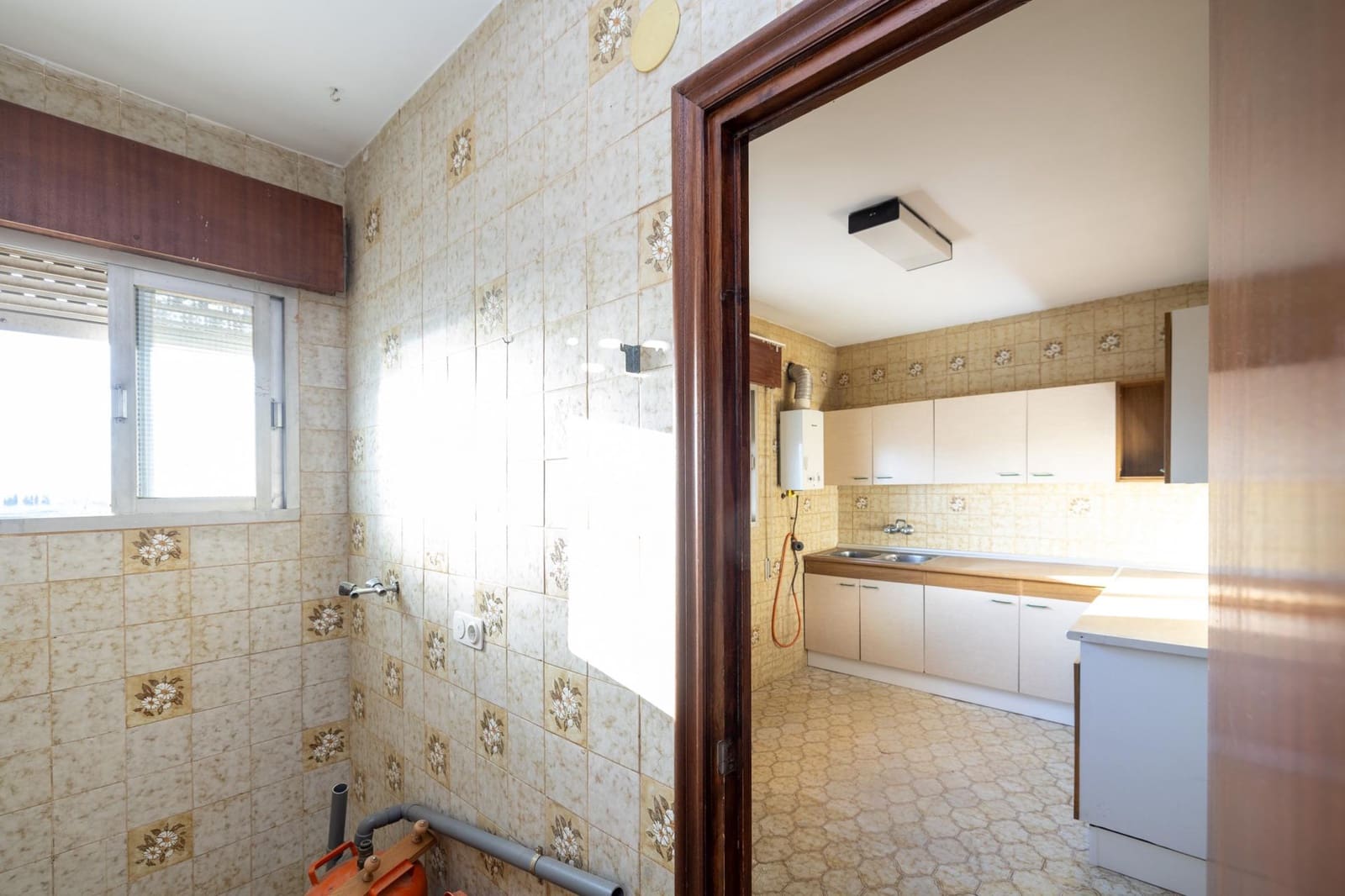 Negocio de 4 habitaciones en Granada ciudad en venta con garaje - 640.000 € (Ref: 9945945)