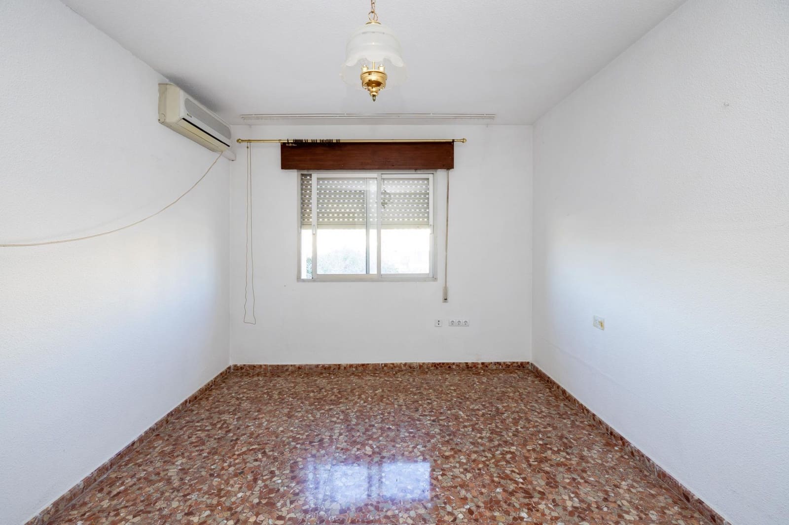 Negocio de 4 habitaciones en Granada ciudad en venta con garaje - 640.000 € (Ref: 9945945)