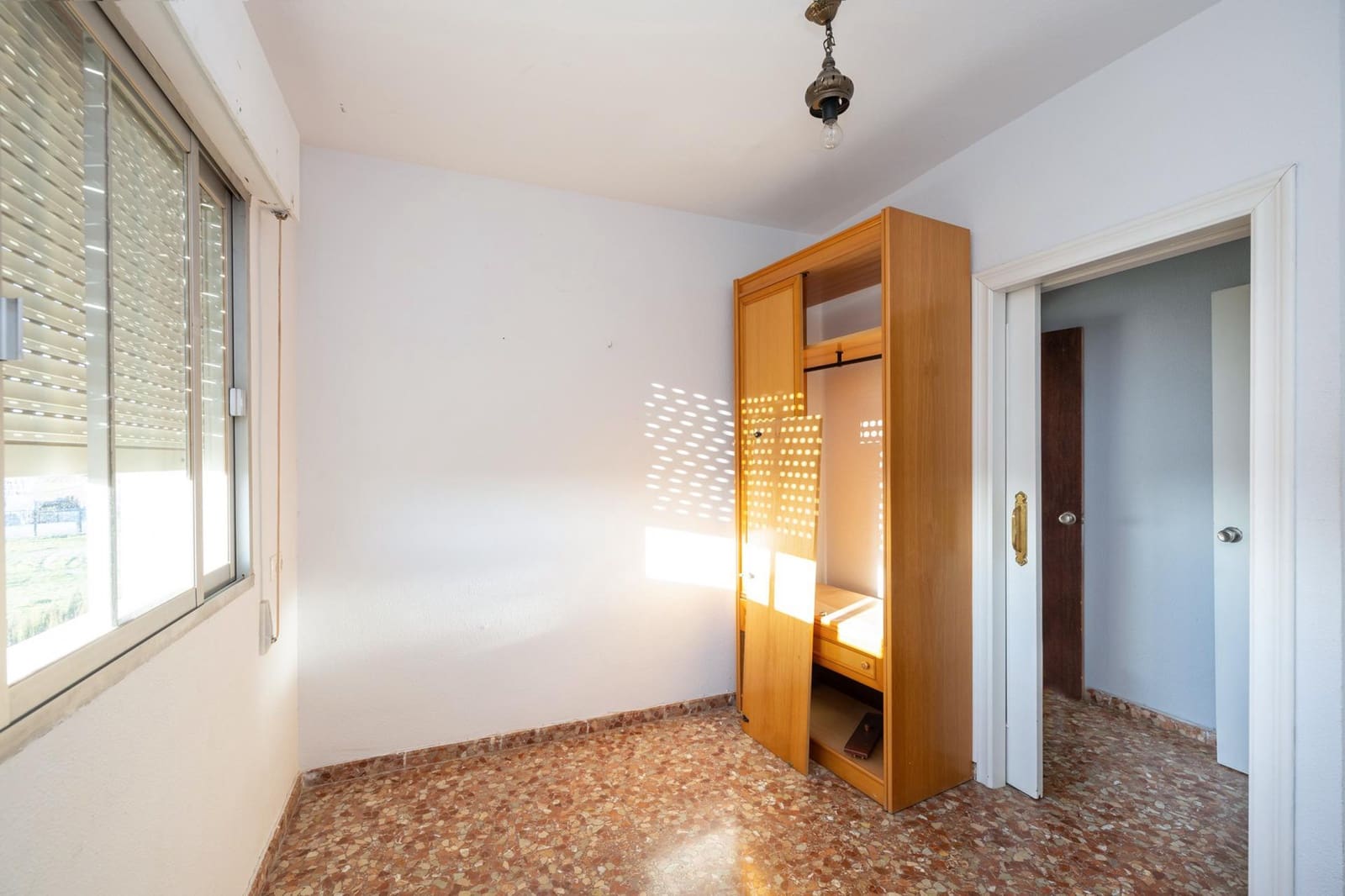 Negocio de 4 habitaciones en Granada ciudad en venta con garaje - 640.000 € (Ref: 9945945)