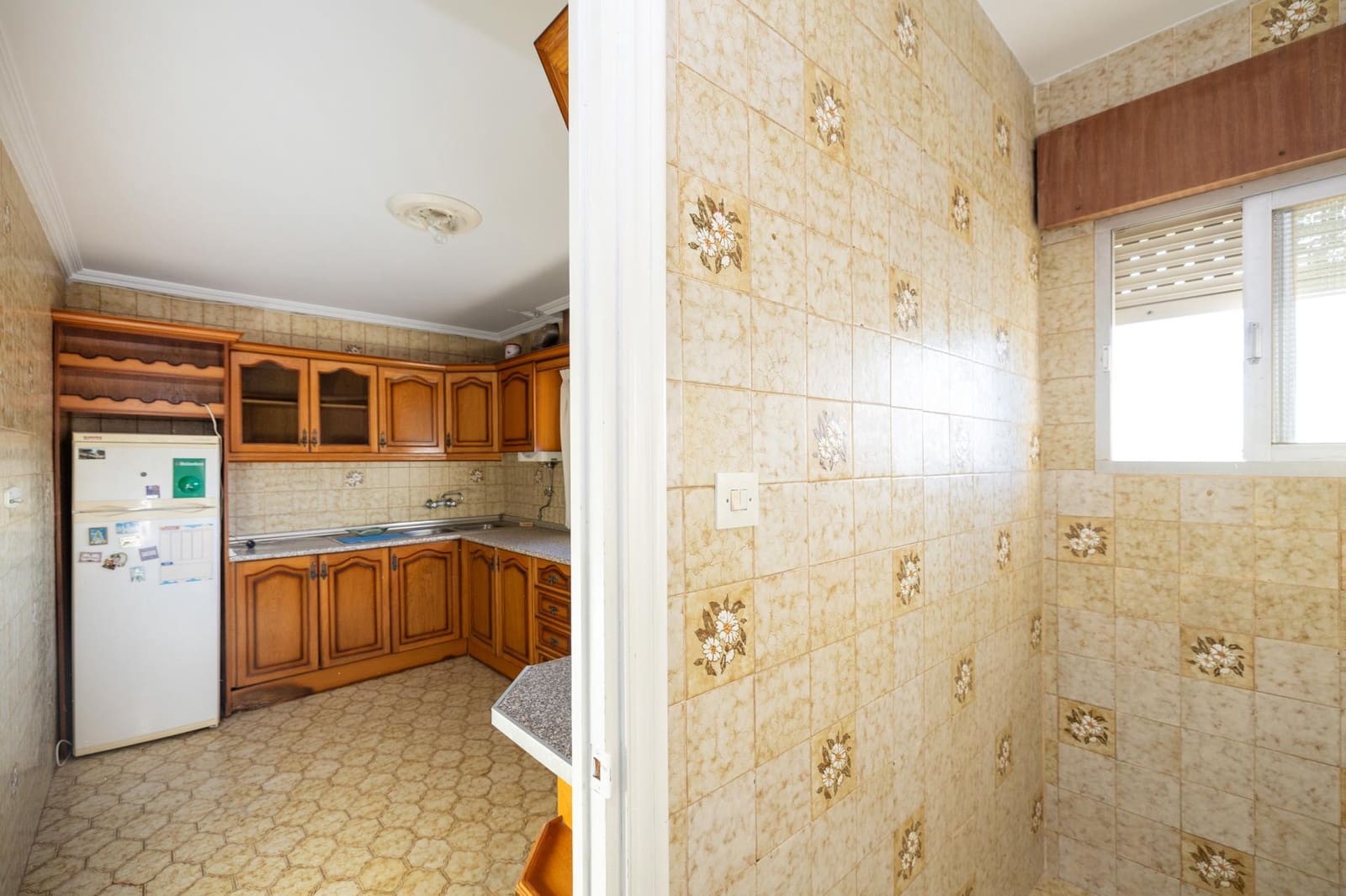Negocio de 4 habitaciones en Granada ciudad en venta con garaje - 640.000 € (Ref: 9945945)