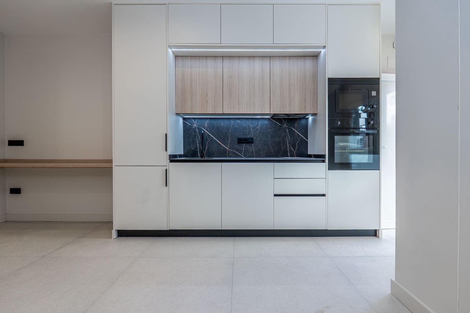 1 sovrum Vind till salu i Granada stad - 139 000 € (Ref: 9945946)