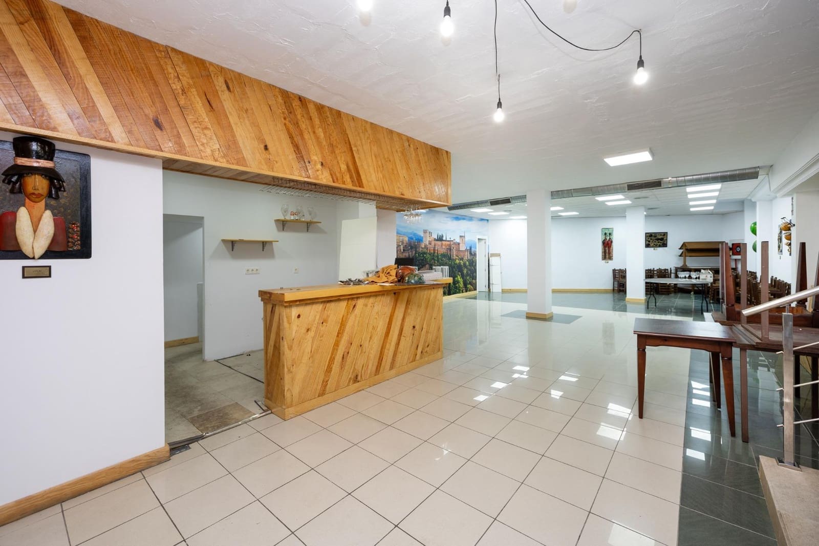 Erhverv til salg i Granada by - € 830.000 (Ref: 9948259)