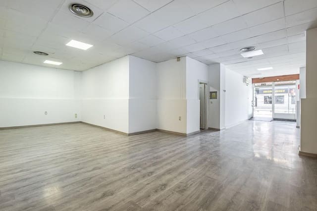 4 soverom Kommersiell til salgs i Maracena - € 154 900 (Ref: 9948262)