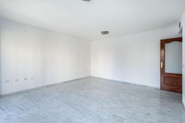 3 soveværelse Lejlighed til salg i Granada by med swimmingpool garage - € 355.000 (Ref: 9948263)