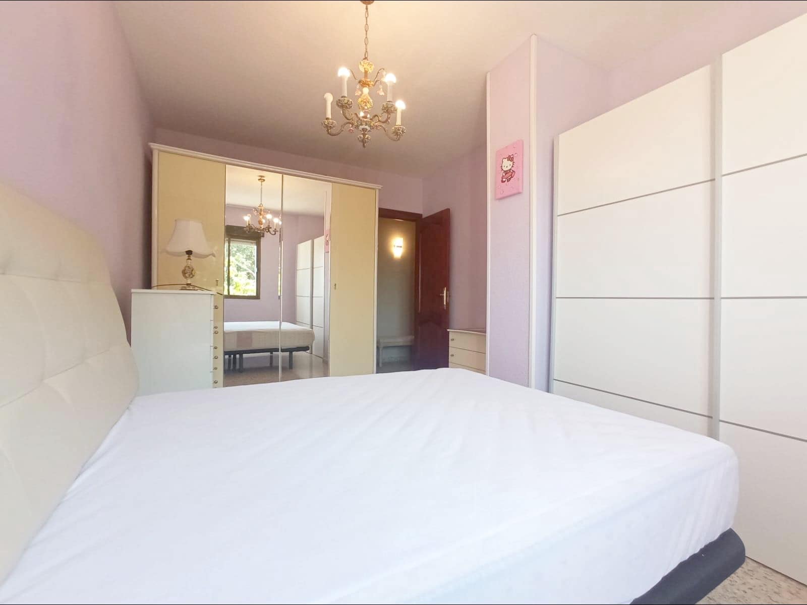 Appartement de 4 chambres à louer à Grenade ville - 1 250 € (Ref: 9950057)