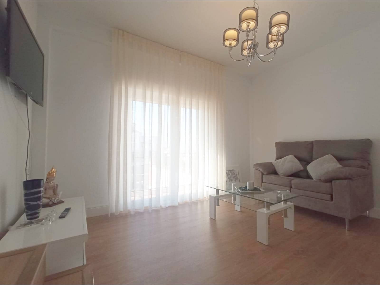 Appartement de 4 chambres à louer à Grenade ville - 1 250 € (Ref: 9950057)