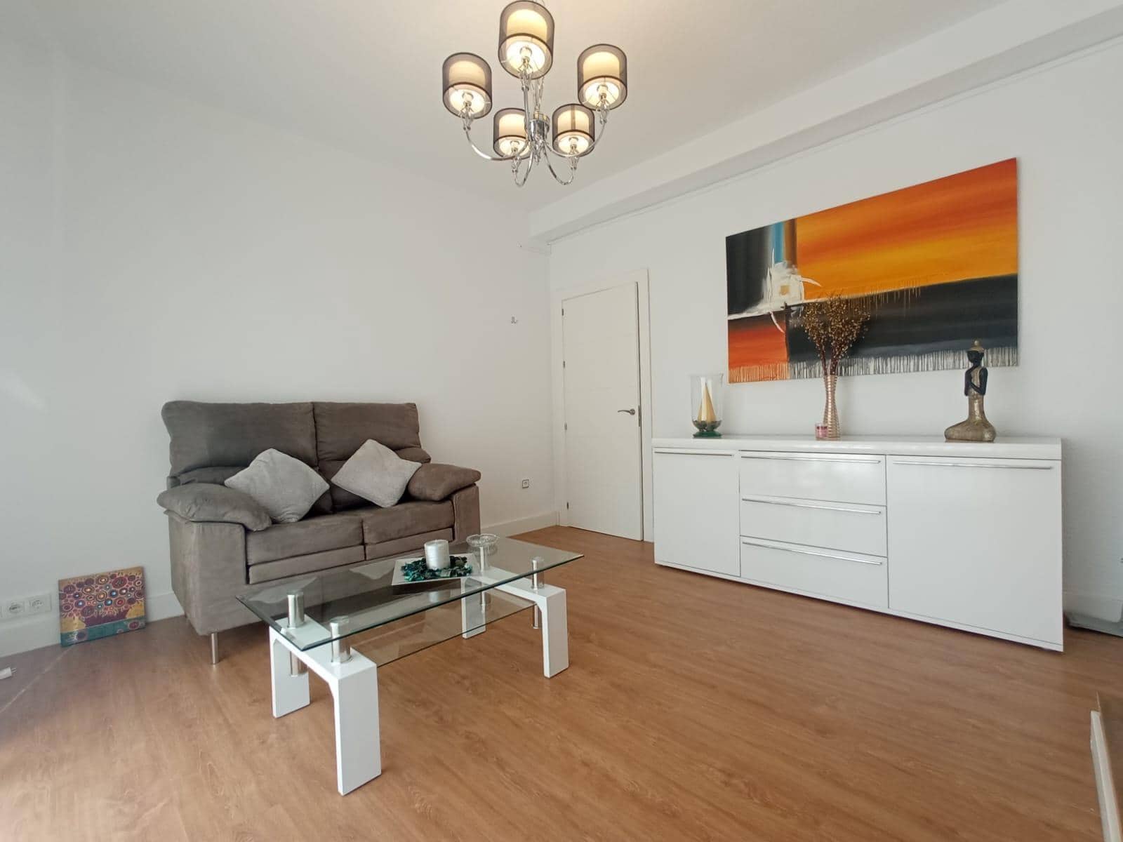 Appartement de 4 chambres à louer à Grenade ville - 1 250 € (Ref: 9950057)