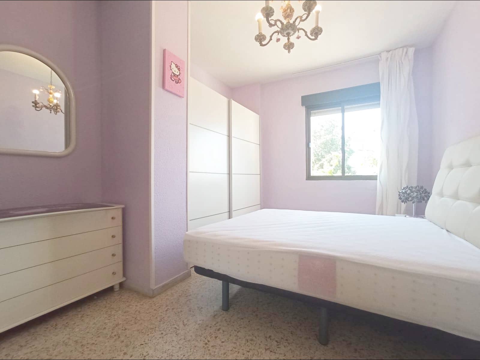 Appartement de 4 chambres à louer à Grenade ville - 1 250 € (Ref: 9950057)