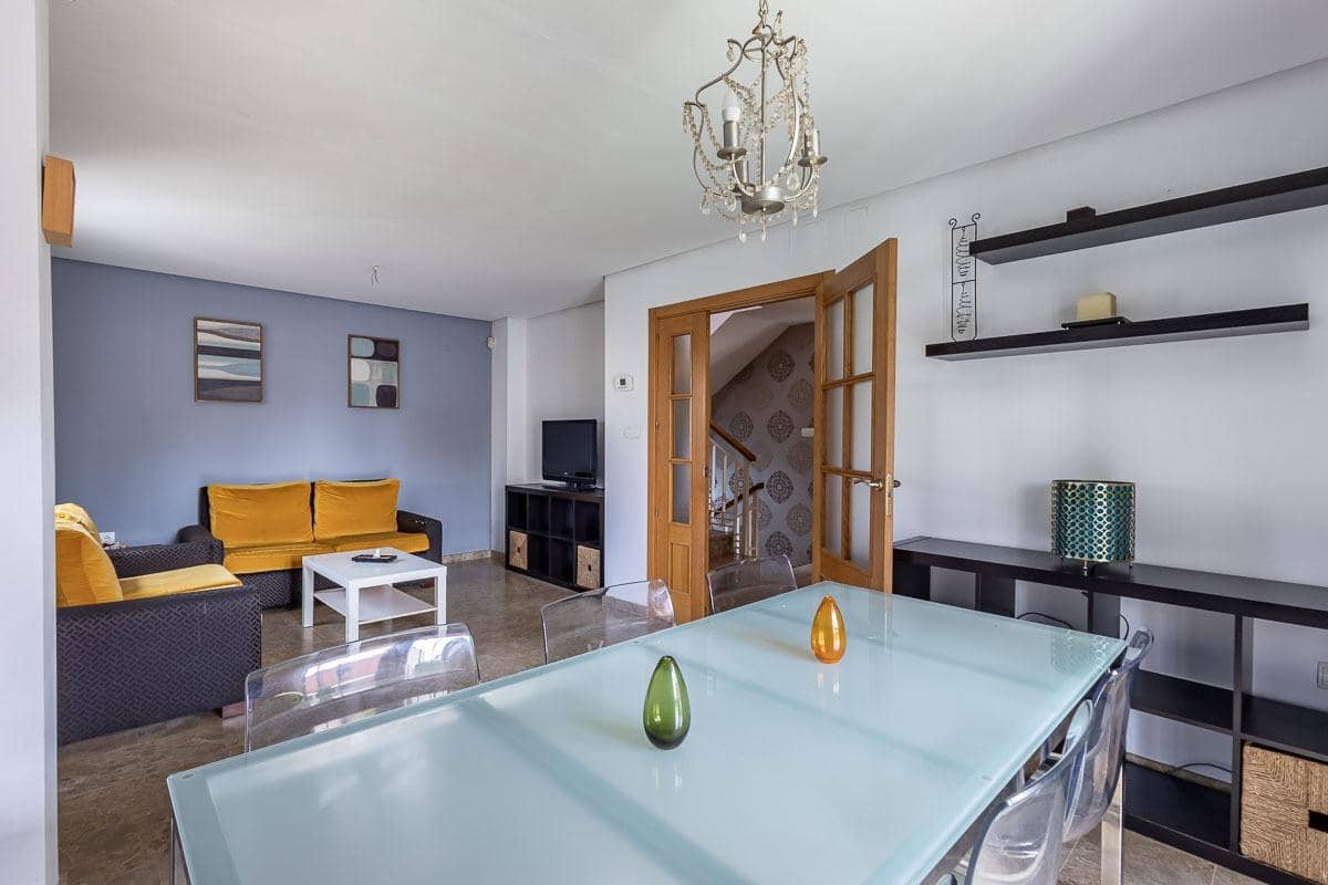 4 sypialnia Dom blizniak na sprzedaż w Jun z garażem - 269 000 € (Ref: 9950058)