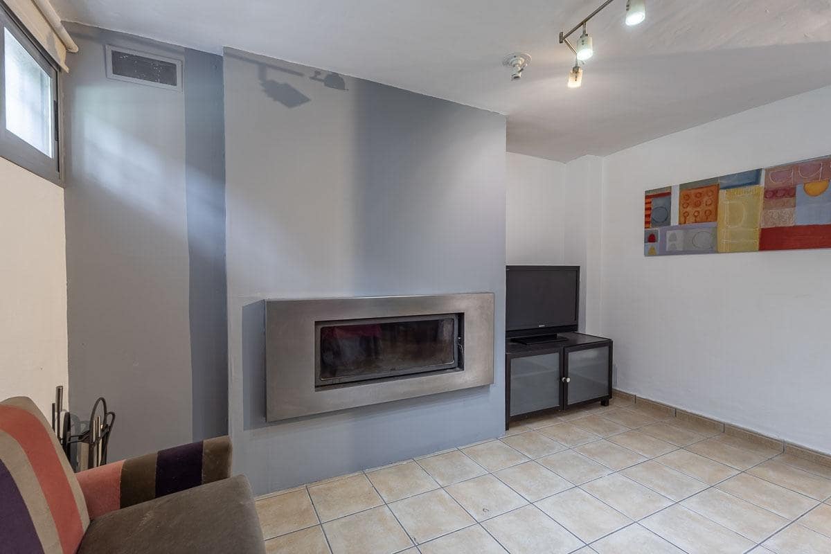 4 sypialnia Dom blizniak na sprzedaż w Jun z garażem - 269 000 € (Ref: 9950058)