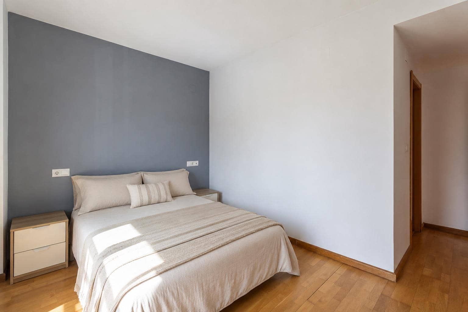 4 sypialnia Dom blizniak na sprzedaż w Jun z garażem - 269 000 € (Ref: 9950058)