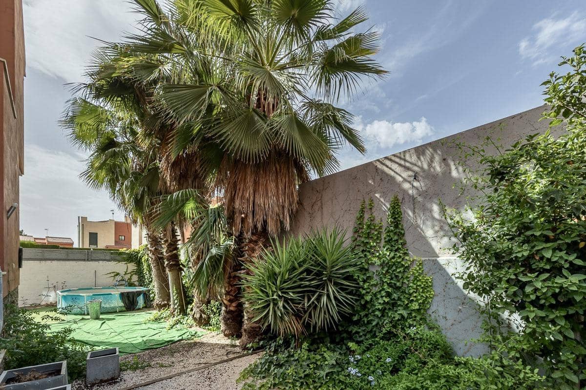 4 sypialnia Dom blizniak na sprzedaż w Jun z garażem - 269 000 € (Ref: 9950058)