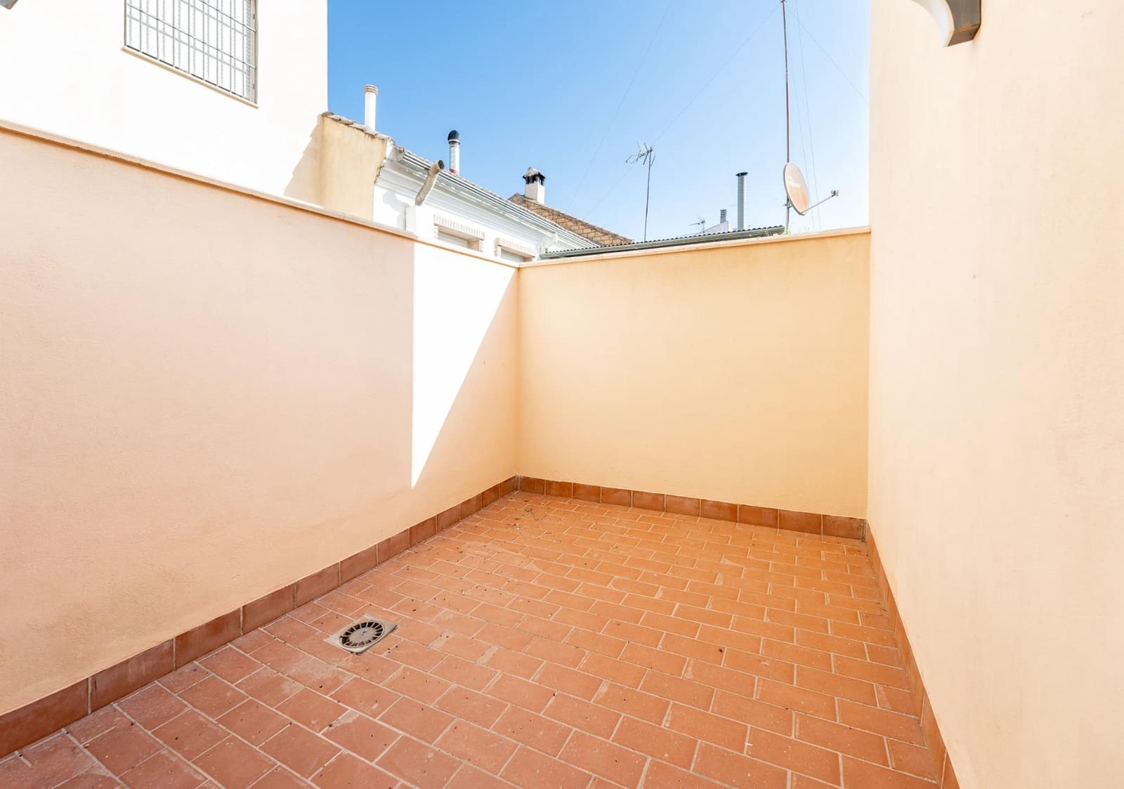 1 soveværelse Lejlighed til salg i Armilla med garage - € 149.000 (Ref: 9950059)
