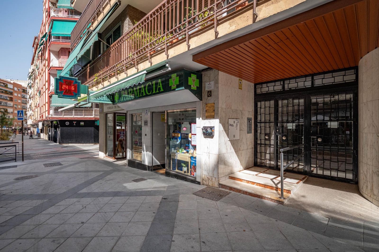 4 soveværelse Lejlighed til salg i Granada by med garage - € 480.000 (Ref: 9950060)