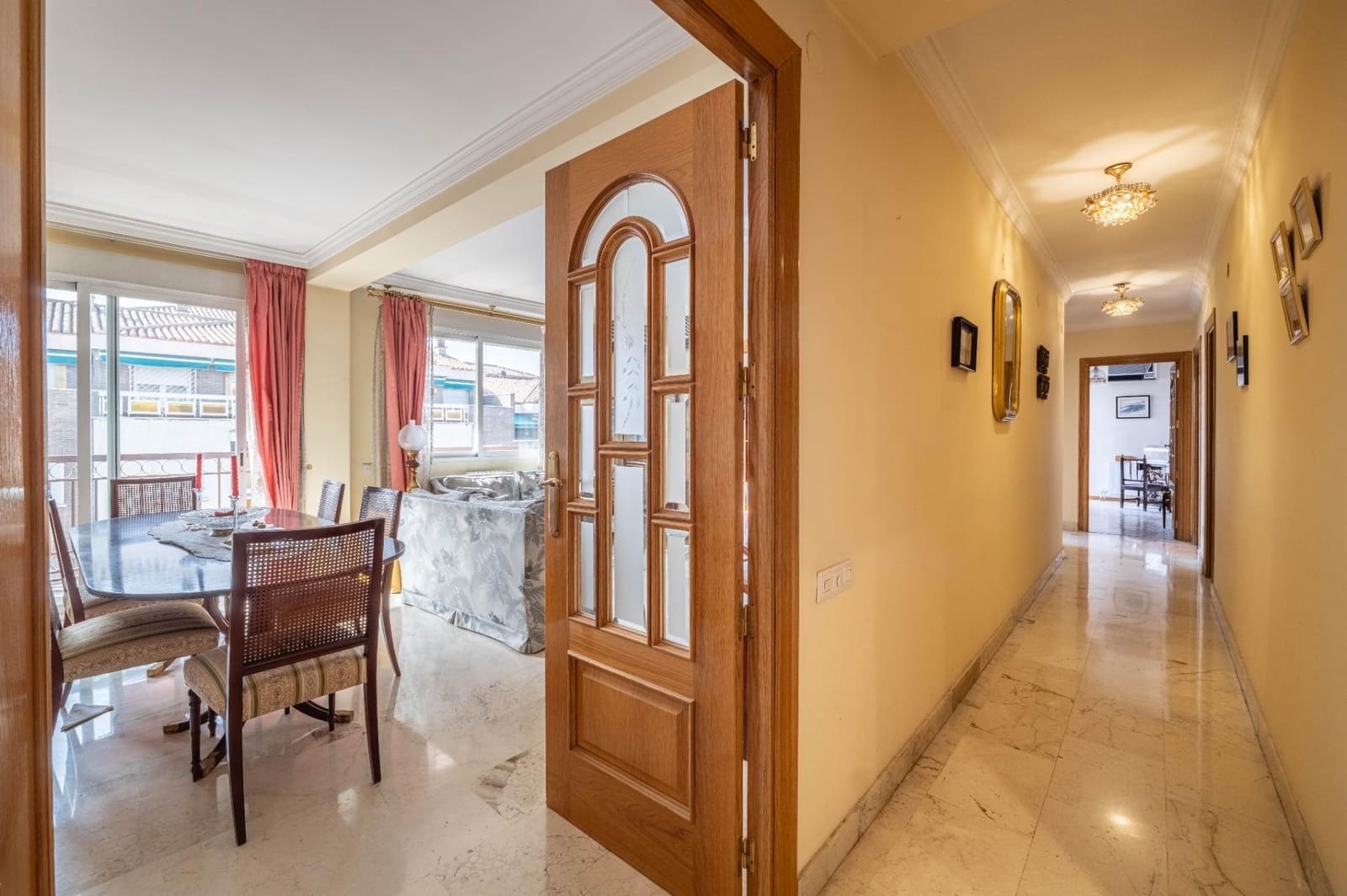 4 soveværelse Lejlighed til salg i Granada by med garage - € 480.000 (Ref: 9950060)
