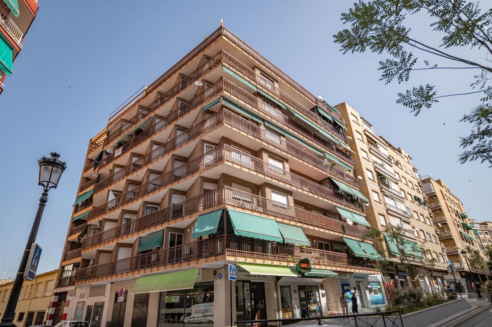 4 soveværelse Lejlighed til salg i Granada by med garage - € 480.000 (Ref: 9950060)