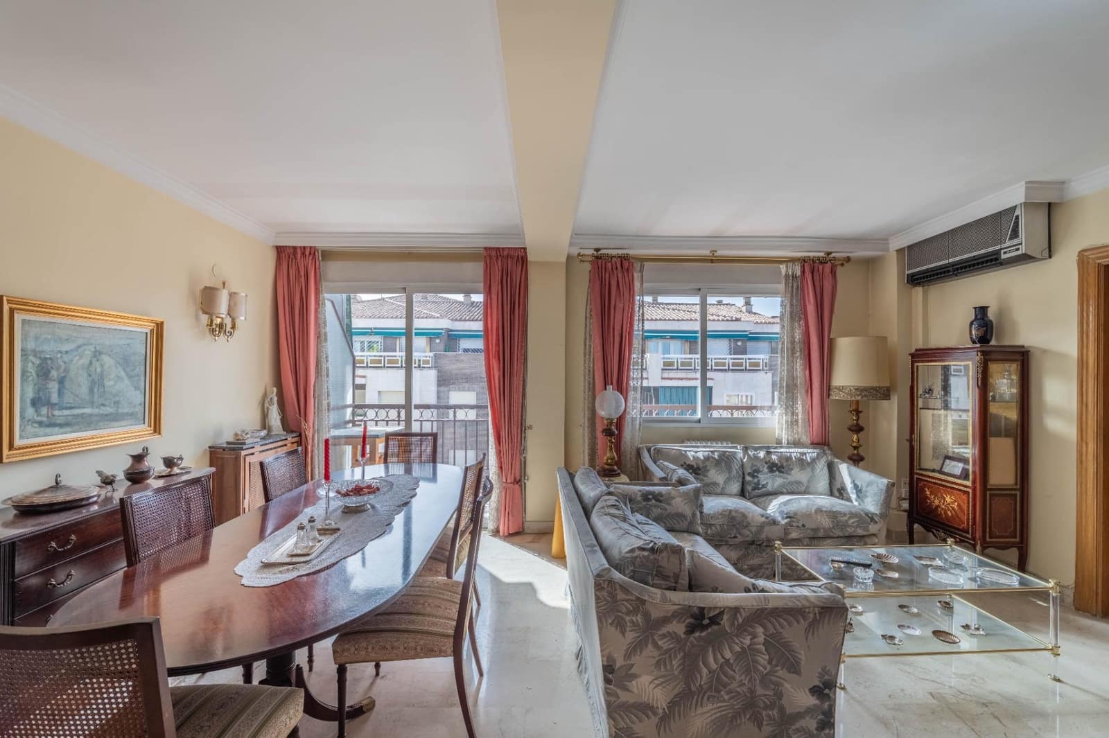4 soveværelse Lejlighed til salg i Granada by med garage - € 480.000 (Ref: 9950060)