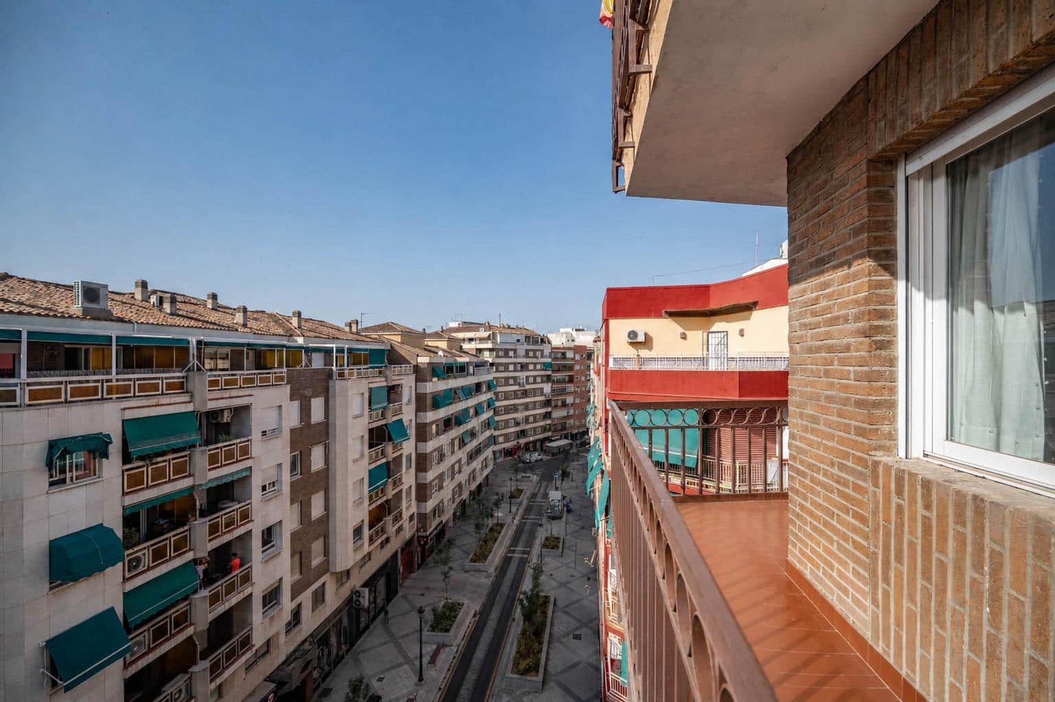 4 soveværelse Lejlighed til salg i Granada by med garage - € 480.000 (Ref: 9950060)