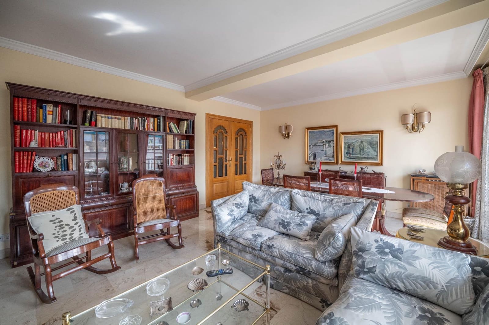 4 soveværelse Lejlighed til salg i Granada by med garage - € 480.000 (Ref: 9950060)