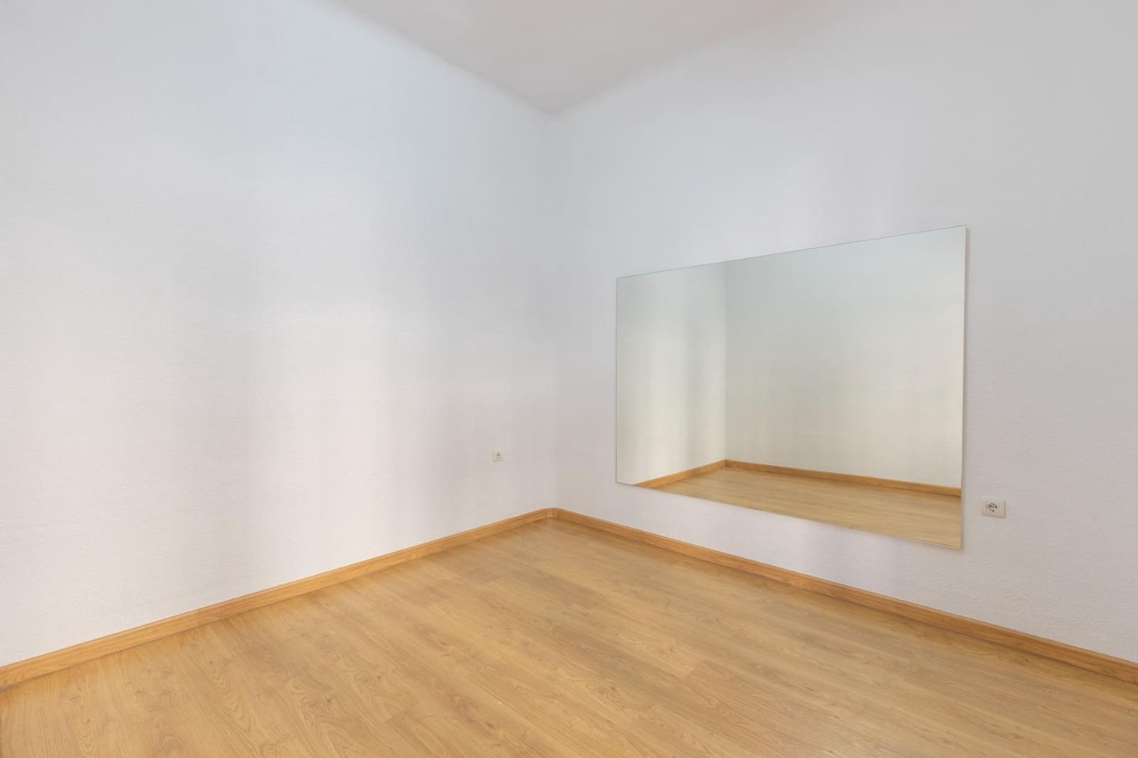 3 soveværelse Lejlighed til salg i Granada by - € 365.000 (Ref: 9950061)