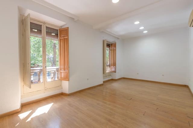 3 soveværelse Lejlighed til salg i Granada by - € 365.000 (Ref: 9950061)