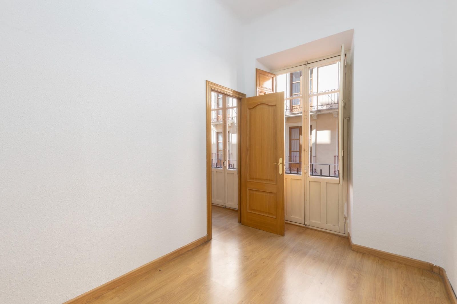 3 soveværelse Lejlighed til salg i Granada by - € 365.000 (Ref: 9950061)