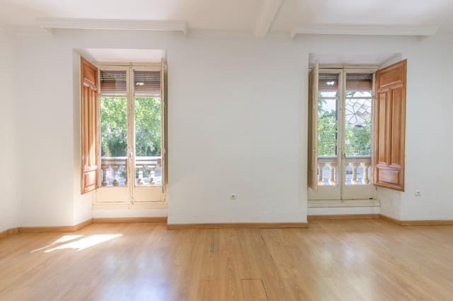 3 soveværelse Lejlighed til salg i Granada by - € 365.000 (Ref: 9950061)