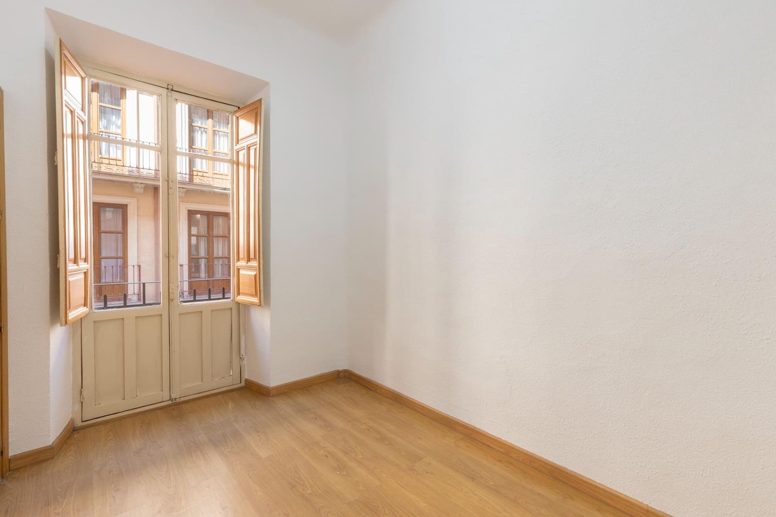 3 soveværelse Lejlighed til salg i Granada by - € 365.000 (Ref: 9950061)