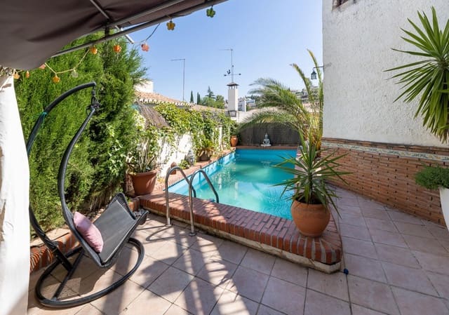 3 soverom Villa til salgs i Huétor Vega med svømmebasseng - € 369 000 (Ref: 9952815)