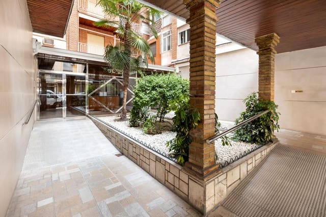 3 camera da letto Appartamento in vendita in Granada città - 275.000 € (Rif: 9954418)