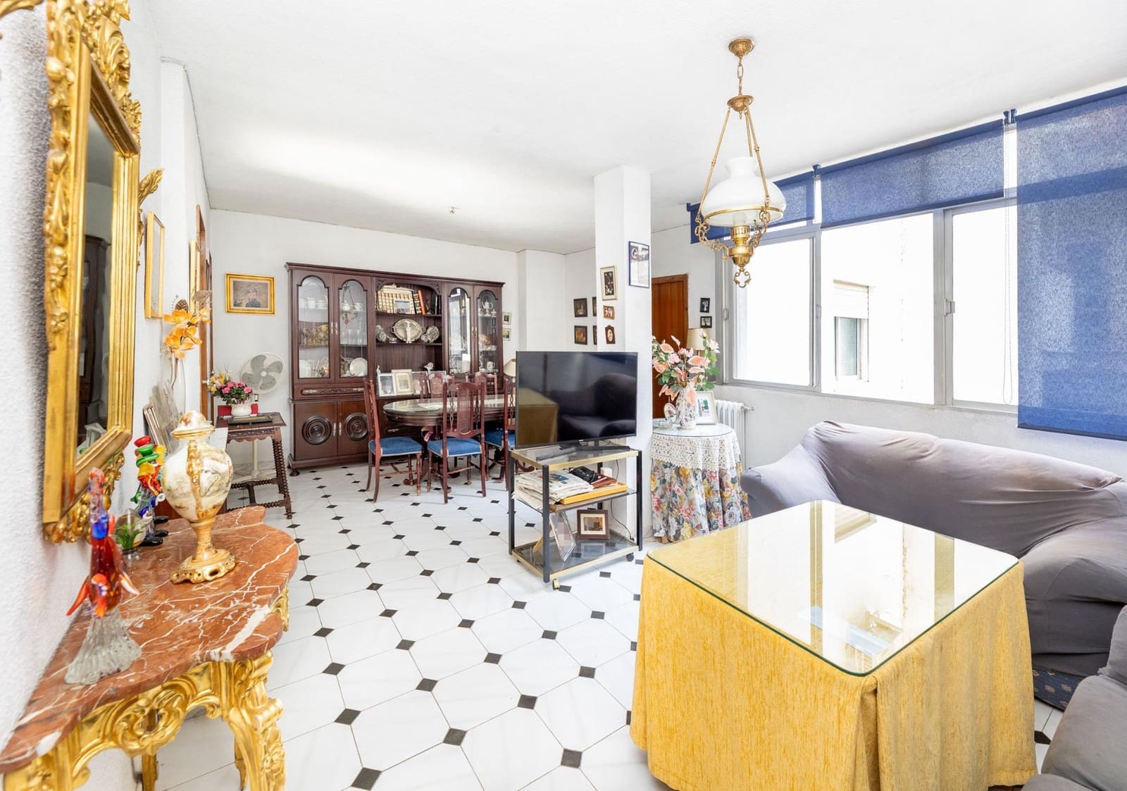 3 Zimmer Wohnung zu verkaufen in Granada Stadt - 275.000 € (Ref: 9954418)