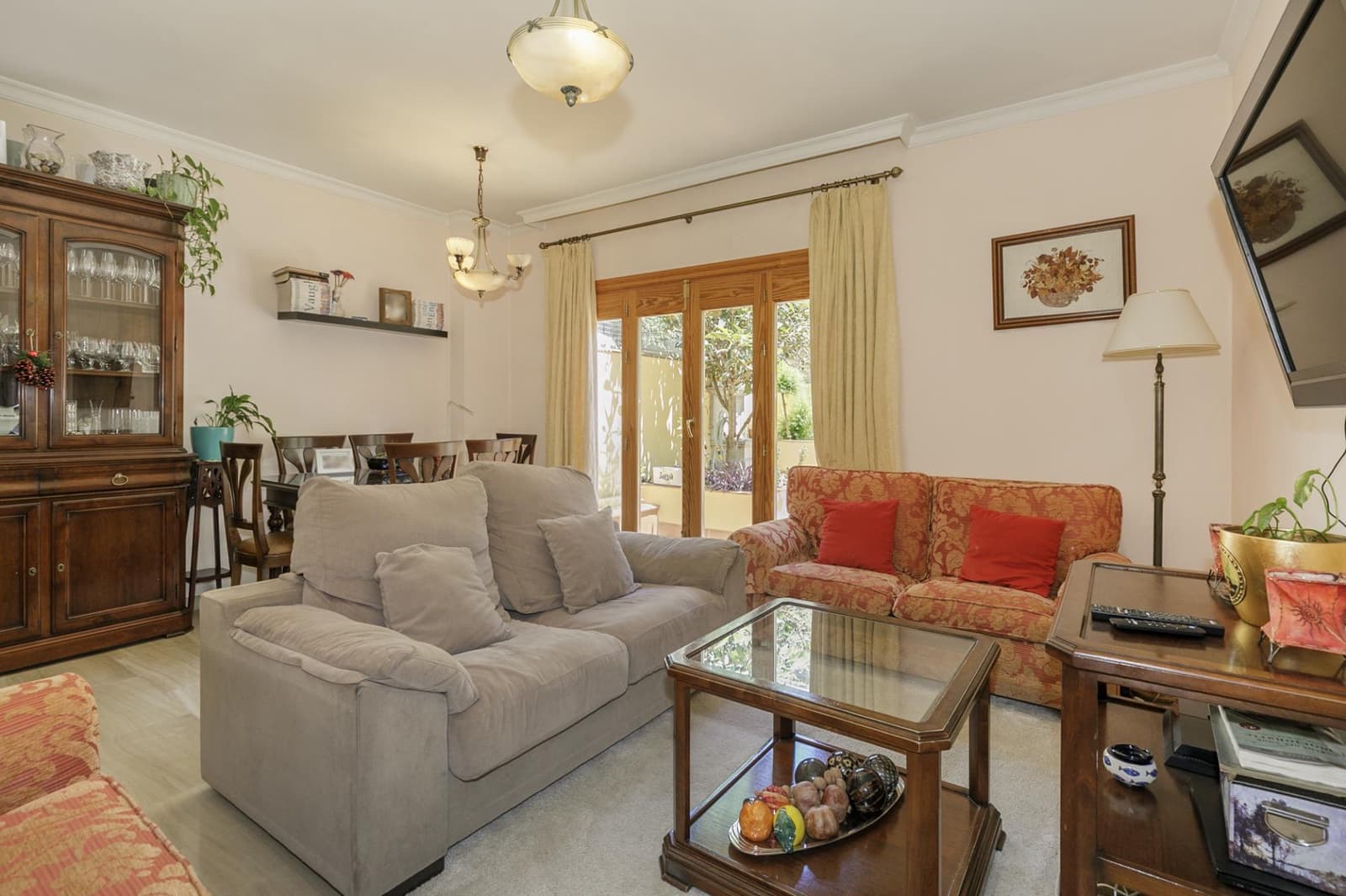 4 quarto Moradia em Banda para venda em Granada cidade com garagem - 630 000 € (Ref: 9958152)
