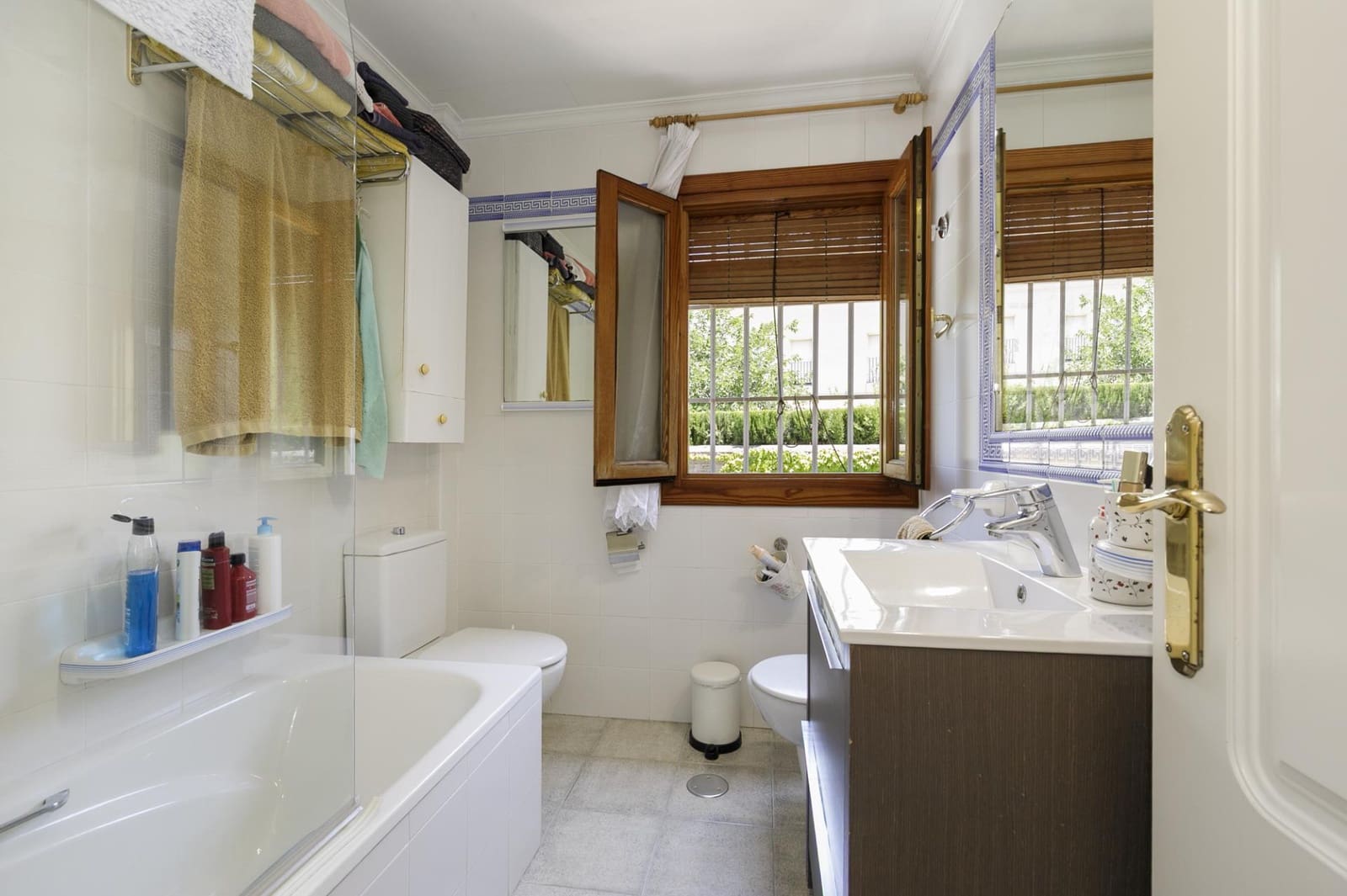 4 quarto Moradia em Banda para venda em Granada cidade com garagem - 630 000 € (Ref: 9958152)