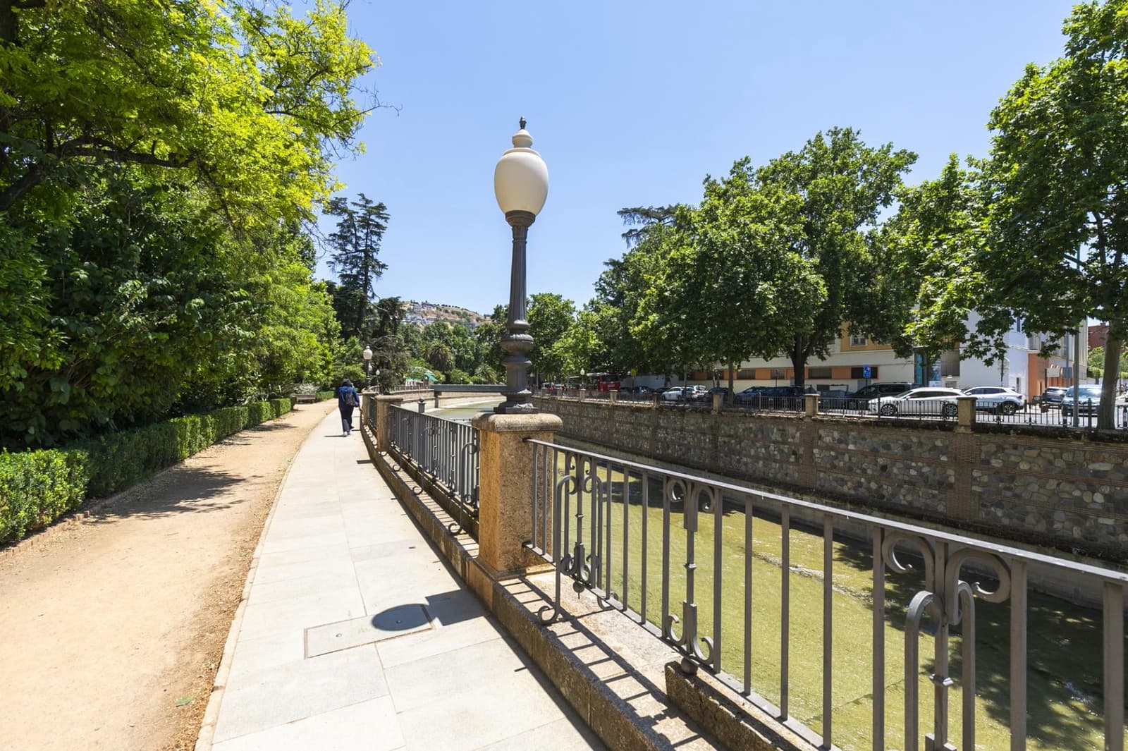 4 quarto Moradia em Banda para venda em Granada cidade com garagem - 630 000 € (Ref: 9958152)