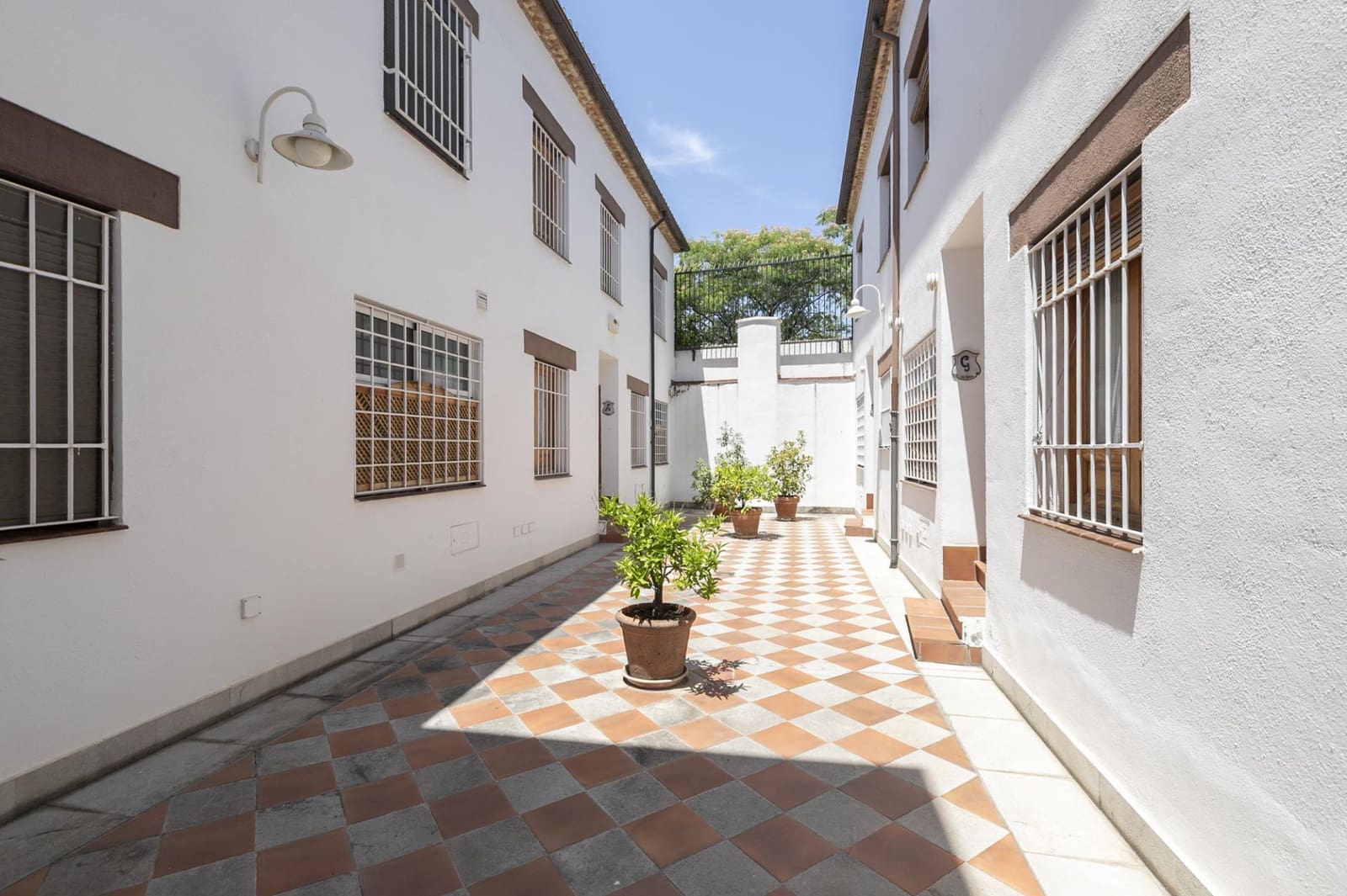 4 quarto Moradia em Banda para venda em Granada cidade com garagem - 630 000 € (Ref: 9958152)